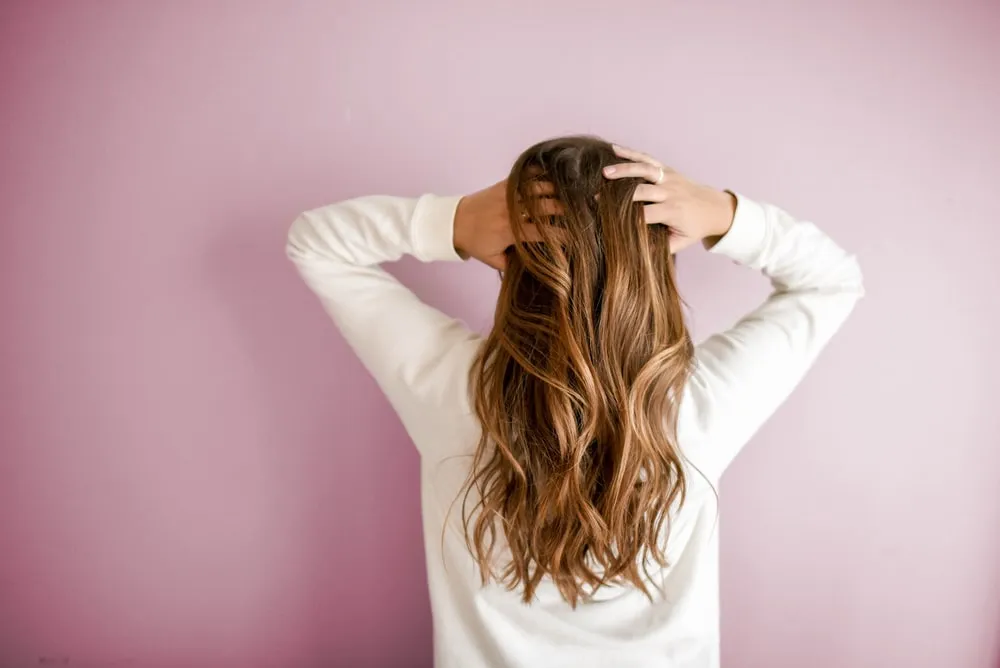 Příčiny vypadávání vlasů a kdy navštívit lékaře