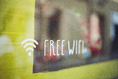 Jsou veřejné sítě Wi-Fi bezpečné a mohli bychom na Marsu získat Wi-Fi?